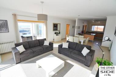 The other Side D'el Rey Apartment