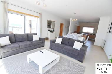 The other Side D'el Rey Apartment