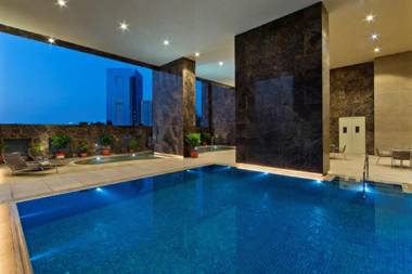 voco Doha West Bay Suites an IHG Hotel