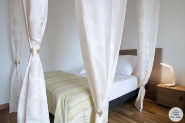 Faham Studio- 3 étoiles - 29m2 - Montgaillard - Proche du centre de Sainte Clotilde