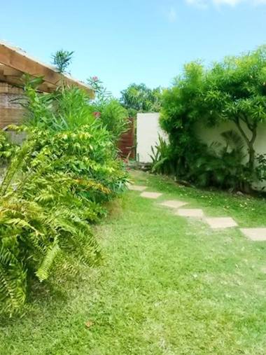 Studio a Saint Leu a 500 m de la plage avec piscine partagee jardin clos et wifi