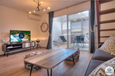 Apt - 4 pers - Petit Duc - Rénové - 44m² - Centre de Mont Rocquefeuil - Saint-Gilles les Bains