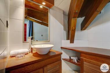 T4 - Loft Océan - 113m2 - Centre ville de Saint Gilles