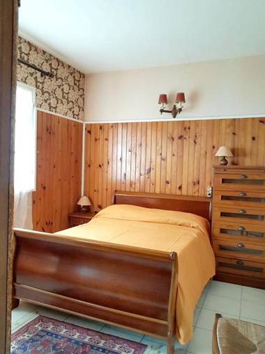 Maison de 6 chambres avec vue sur la mer jardin clos et wifi a La Plaine des Cafres