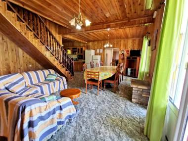 Maison de 4 chambres avec jardin clos et wifi a Cilaos