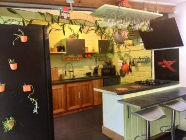 Maison de 2 chambres avec piscine privee jardin amenage et wifi a Saint Joseph a 6 km de la plage