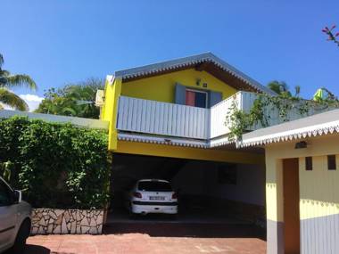 Studio avec piscine partagee terrasse amenagee et wifi a Saint Joseph a 6 km de la plage