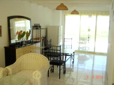 Appartement de 2 chambres avec vue sur la mer piscine partagee et jardin clos a Bois des Nefles Saint Paul