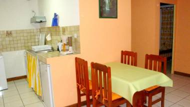 Maison de 2 chambres avec vue sur la mer jardin clos et wifi a Saint Paul