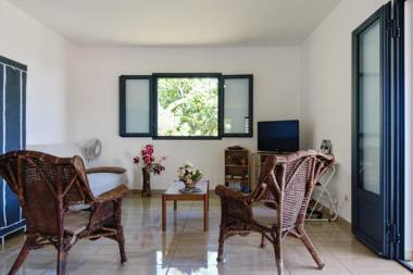 Maison de 2 chambres avec vue sur la mer jardin amenage et wifi a Sainte Rose a 2 km de la plage