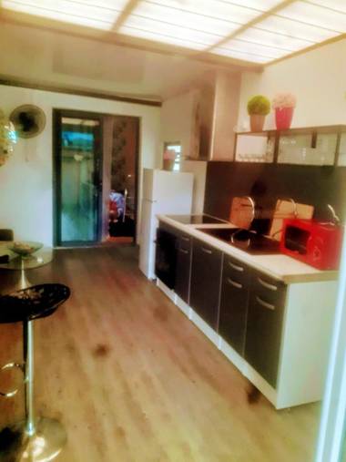 Maison d'une chambre avec piscine privee jardin clos et wifi a Saint Philippe