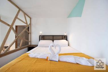 Le Vetiver 3 étoiles - 30m2 - Rénové avec vue mer - 10' de l'aéroport