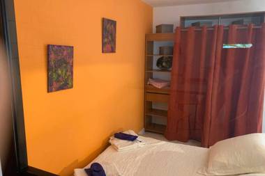 DOMINJOD T1 avec terrasse et jardinet