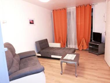 Appartement de 2 chambres avec vue sur la mer jardin clos et wifi a la possession