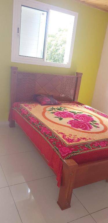 Maison de 4 chambres a Le Port a 100 m de la plage avec vue sur la mer