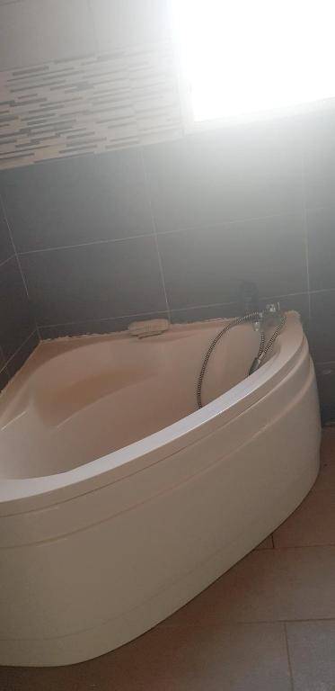 Maison de 4 chambres a Le Port a 100 m de la plage avec vue sur la mer