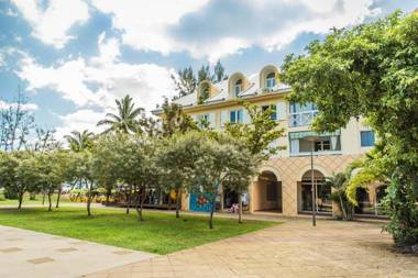 Appartement REVE ENSABLE classé 3 étoiles vue mer et montagne mail de Rodrigues Ermitage-Les-Bains 6 personnes