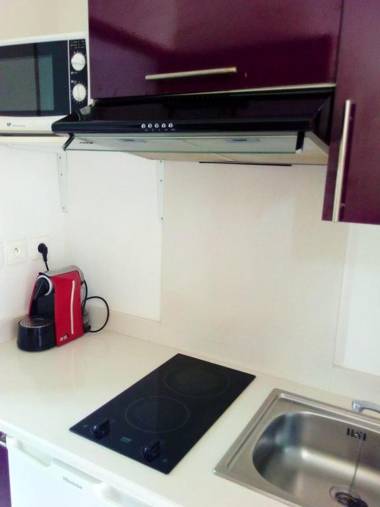 Maison d'une chambre avec piscine partagee jardin amenage et wifi a Ravine des Cabris a 7 km de la plage