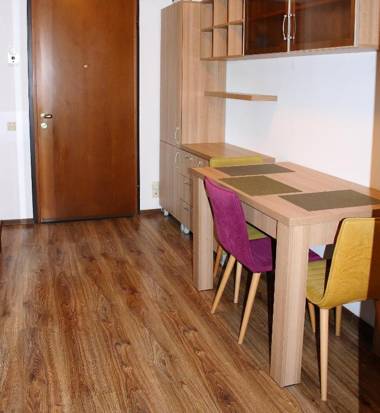 Pleasantstay Free Parking