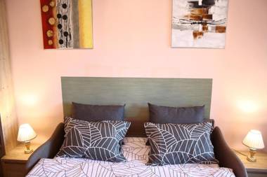 Pleasantstay Free Parking