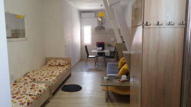 Georgiana Apartments