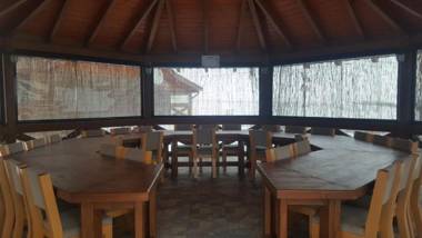 Sat de vacanta Ciprian Porumbescu