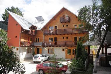 Pensiunea La Cristina