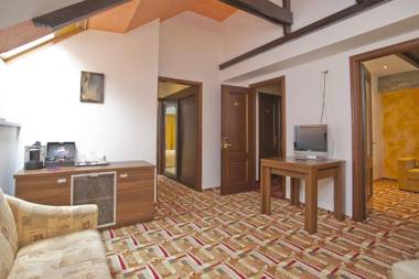 Casa Iris-Hotel & Restaurant