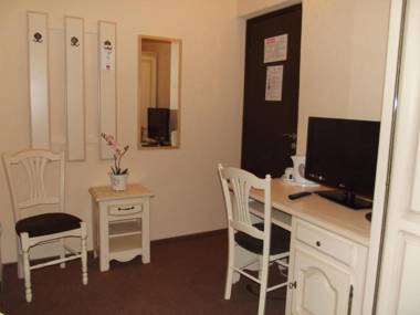 Vila Fortuna - Art O'Clock