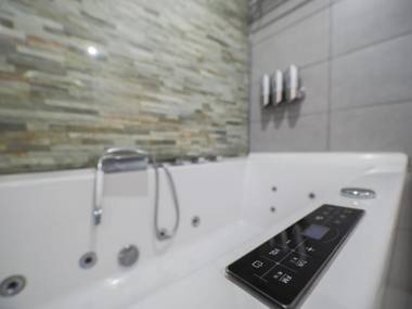 For You Apartments Gold & Silver