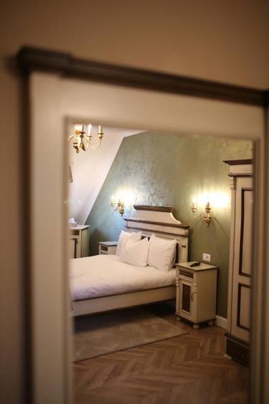 Artisans Boutique Villa