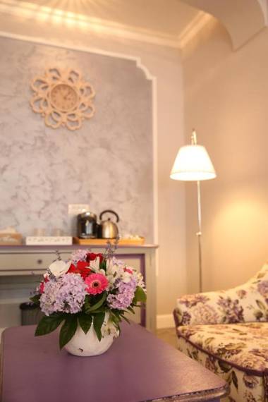 Artisans Boutique Villa