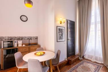 St Andrew's Balcony Apartment