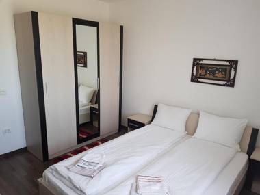 Urban Retreat Luxury HideAway