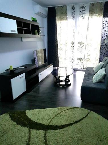 HappyHome Central Deluxe Apartments