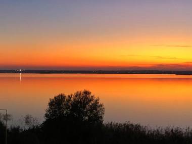 Blue Summerland Apartments