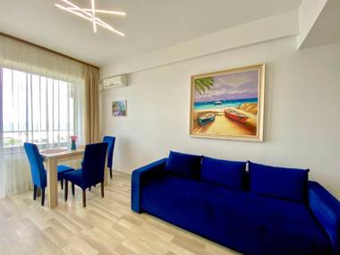 Blue Summerland Apartments