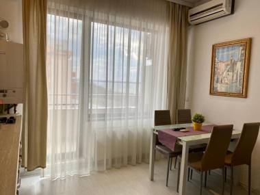 Vedere la mare apartament