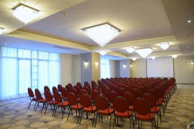 Aqua Resource Studios & Apartments