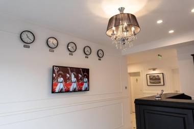 Krystal Boutique Mansion