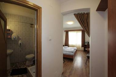 Pensiunea Pui de Urs Sirnea