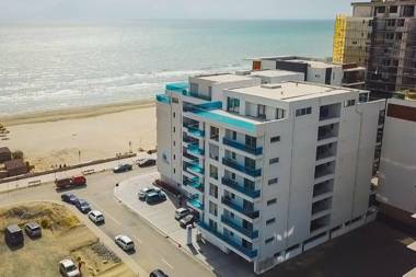 WAVE 3 Promenada Apartments