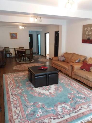 Busteni Mountain Suites