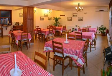 Vila Toparceanu Otopeni