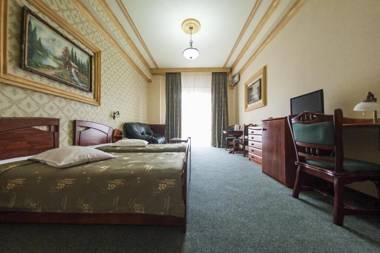 Bucharest Comfort Suites Hotel