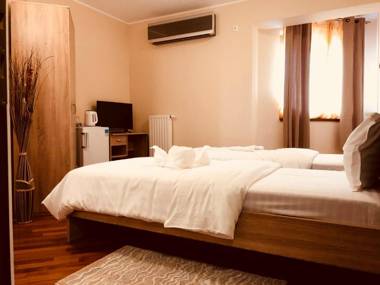 Monte Carlo Palace Rooms