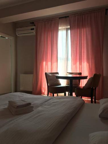 Central Studio Vitan Mall