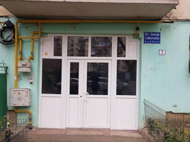 Studio G by MRG Apartments