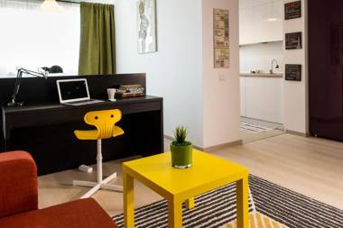 Studio R by MRG Apartments