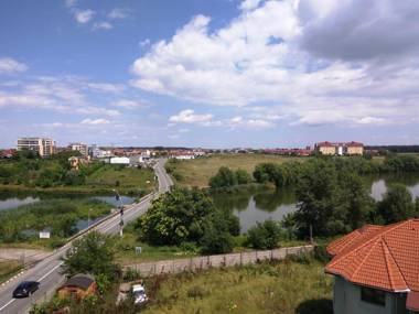 Panorama by Pipera Lake Apts.